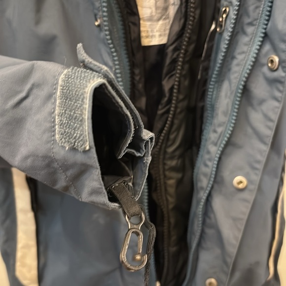 Northface warm jacket | Junior 7-8 (small) | boys water-resistant jacket - Picture 13 of 14